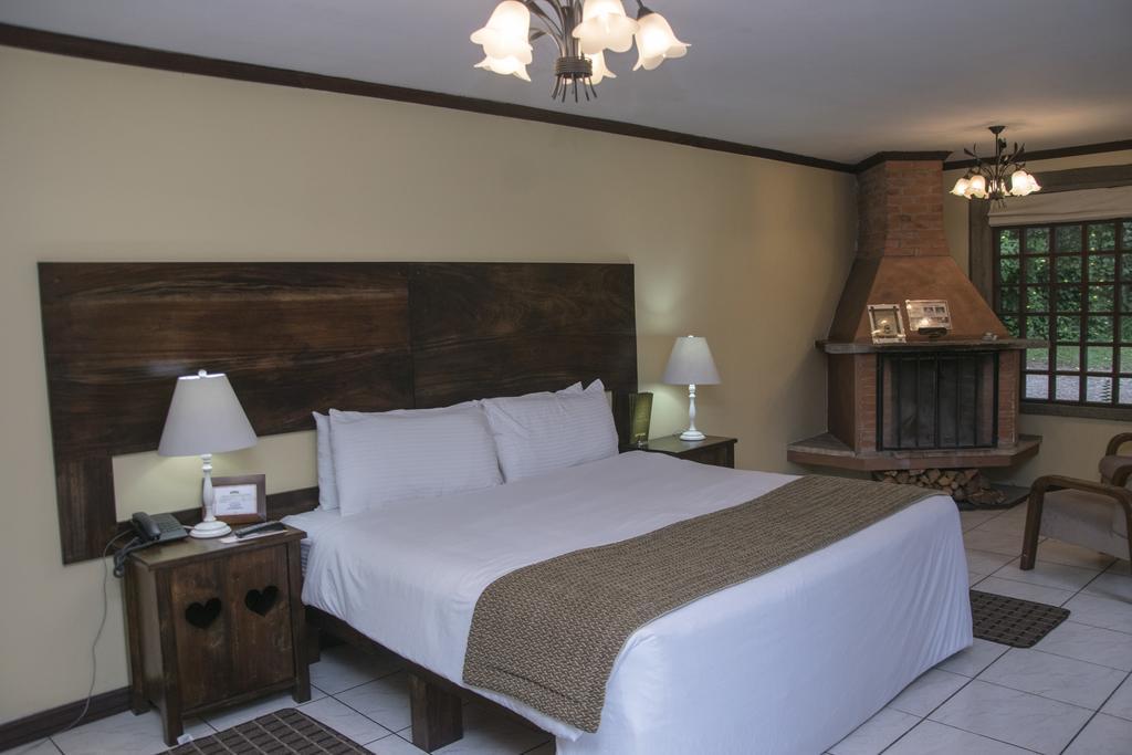 Hotel Chalet Tirol 埃雷迪亚 客房 照片